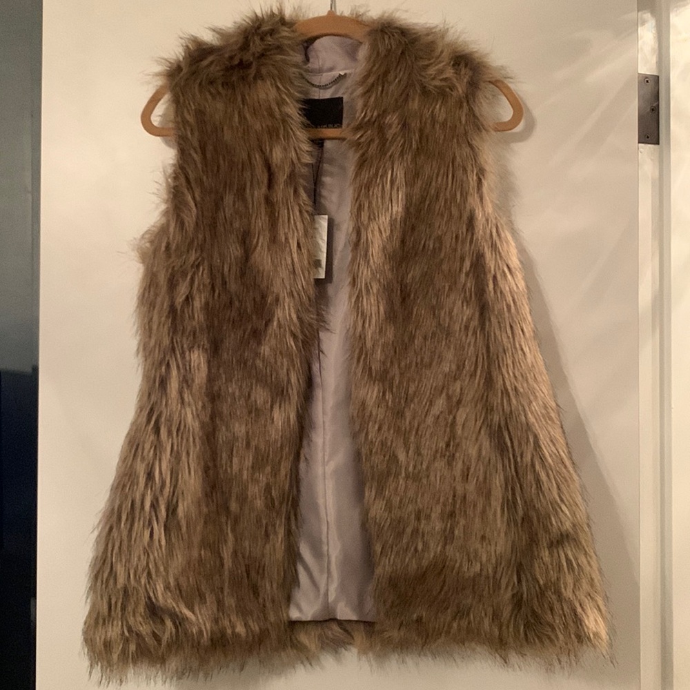 Banana Republic Faux Fur Tam Vest, Fully Lined with Pockets Size XS NWT